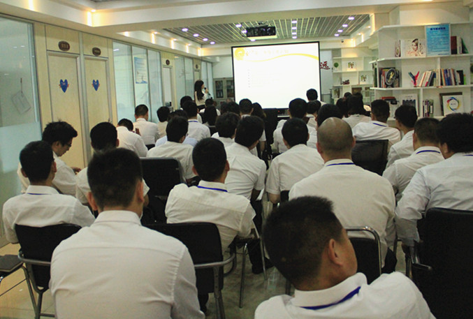 1462703154002048152.jpg IMG_5793.jpg