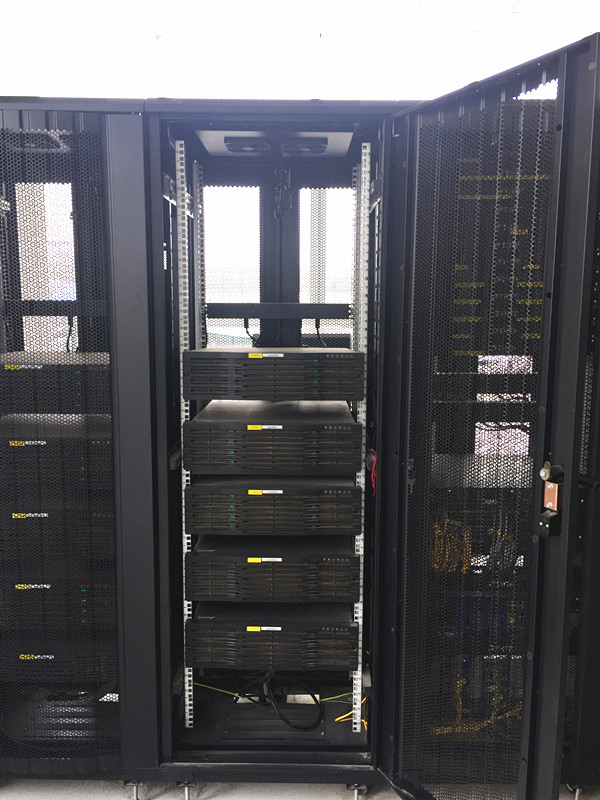 1463100412671006335.jpg 涓績(jī)鏈哄偍緋葷粺.jpg