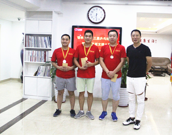 1470012868672029945.jpg 409824038813608880.jpg