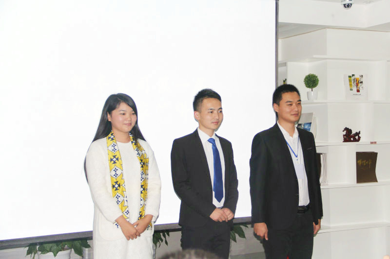 1478482319548092990.jpg 4.jpg